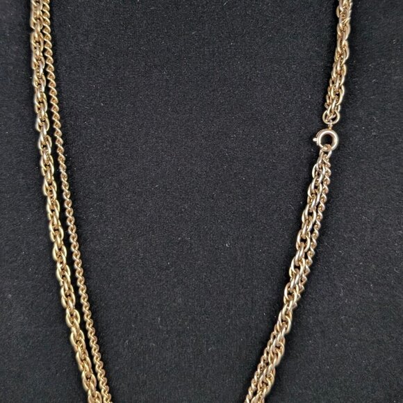 V. 2-Strand Chain Tassel Pendant Necklace - Picture 4 of 5